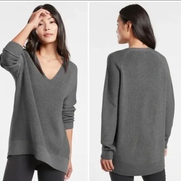 ATHLETA Hanover Refined V-Neck oversized Sweater merino wool Small - Picture 1 of 9